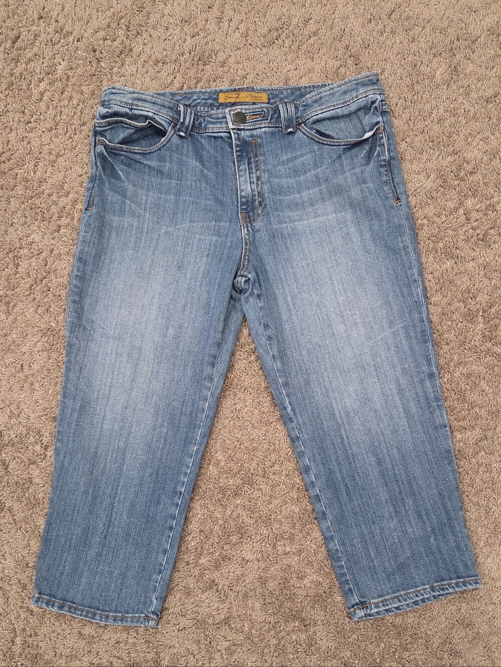 SEVEN7 Premium Denim Capri Jeans